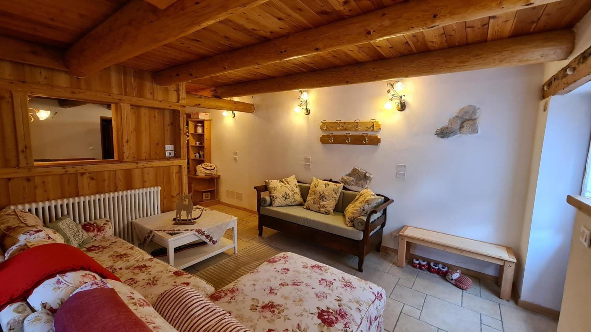 Baita Pra Petina Pale Di San Martino Siror Kültér fotó
